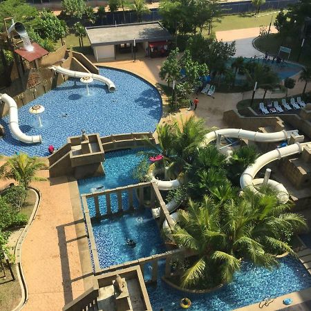 Cozy Swiss Garden Beach Resort Residence Kampung Sungai Karang Екстер'єр фото