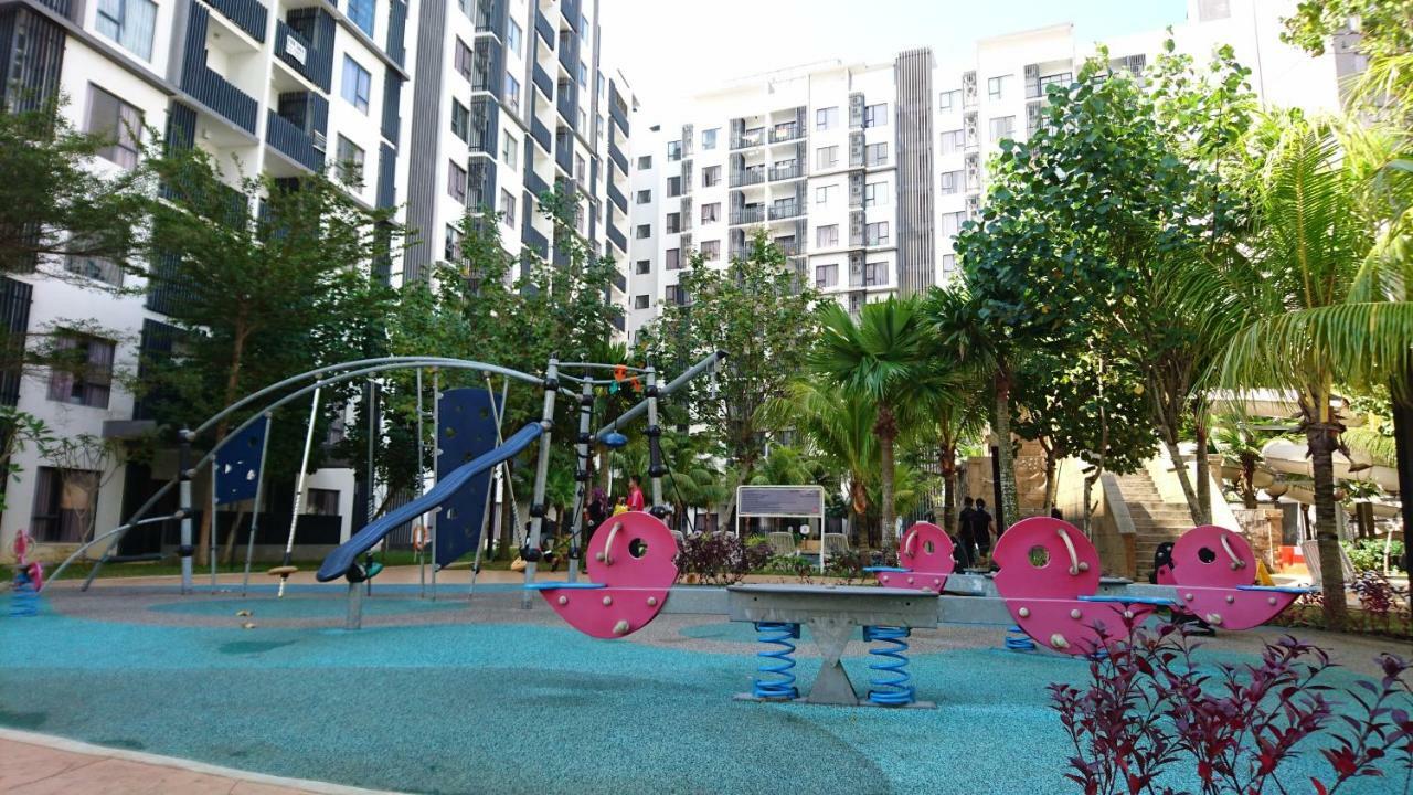 Cozy Swiss Garden Beach Resort Residence Kampung Sungai Karang Екстер'єр фото