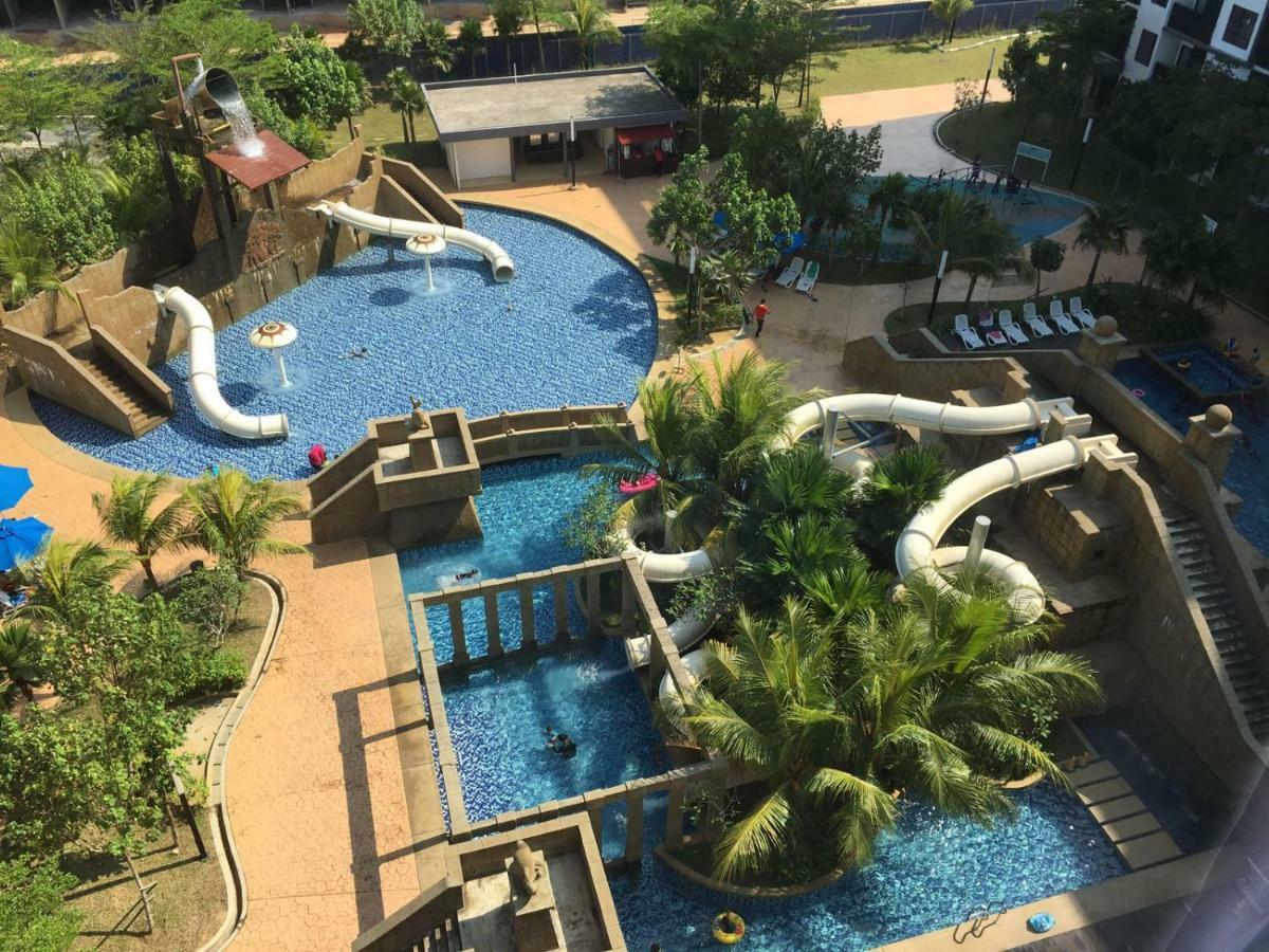 Cozy Swiss Garden Beach Resort Residence Kampung Sungai Karang Екстер'єр фото