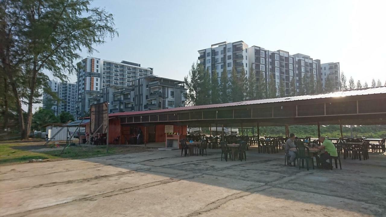 Cozy Swiss Garden Beach Resort Residence Kampung Sungai Karang Екстер'єр фото